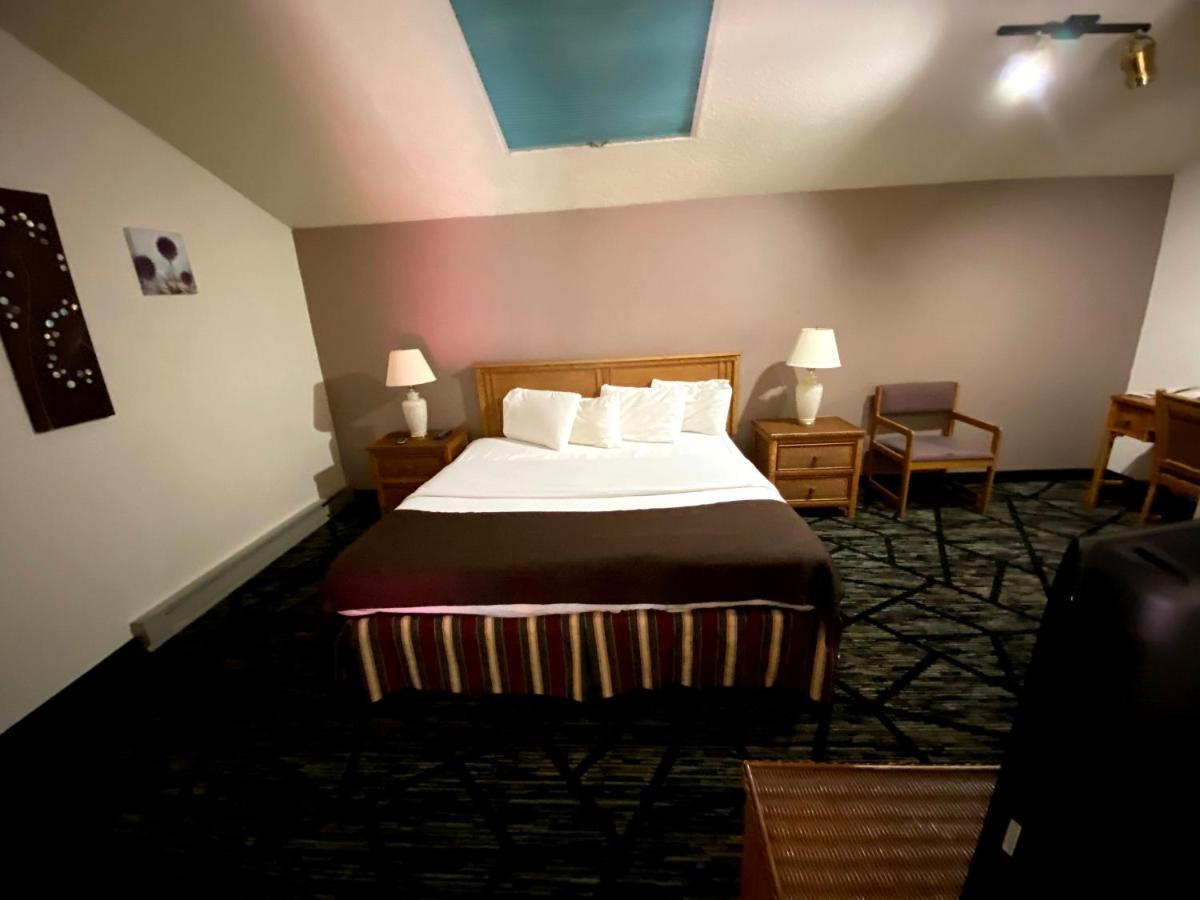 Woodland Inn & Suites Medford Ngoại thất bức ảnh