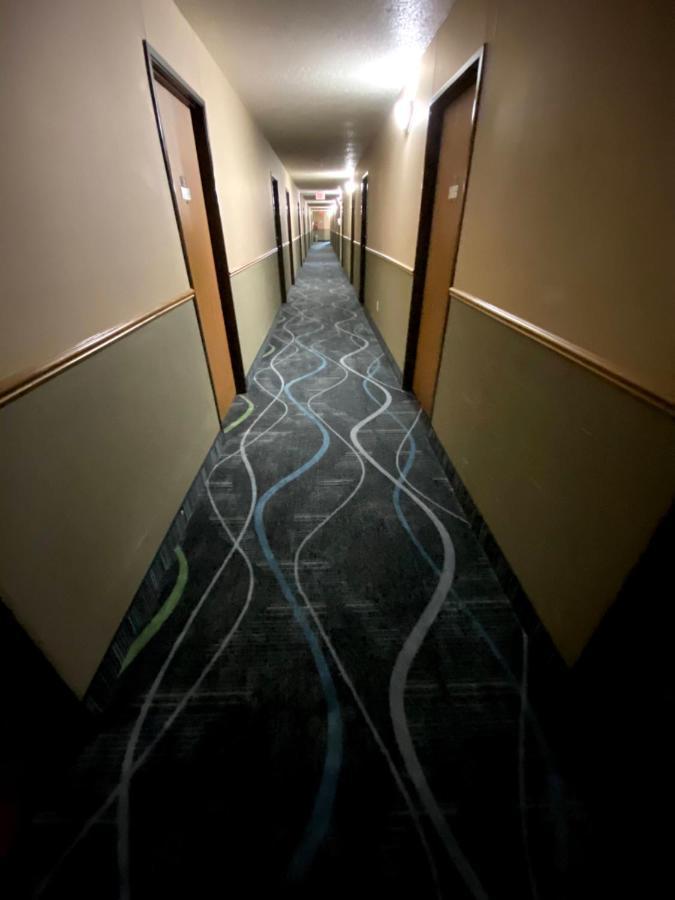 Woodland Inn & Suites Medford Ngoại thất bức ảnh