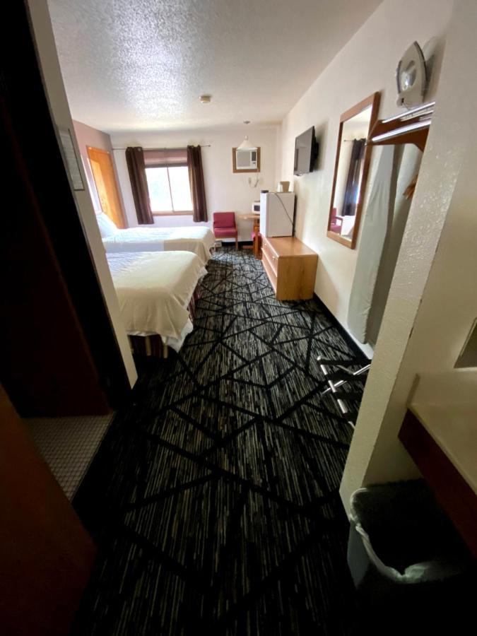 Woodland Inn & Suites Medford Ngoại thất bức ảnh