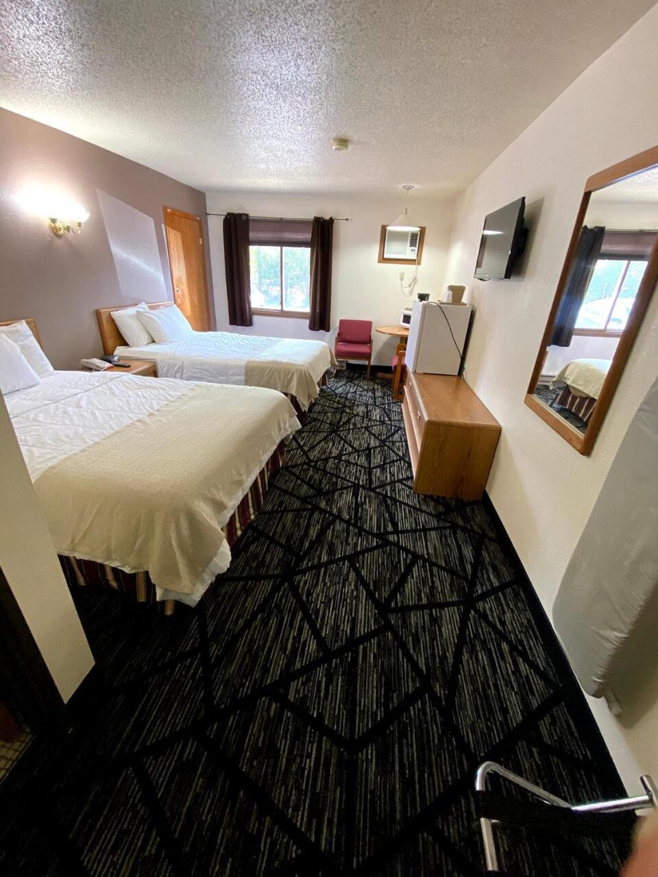 Woodland Inn & Suites Medford Ngoại thất bức ảnh
