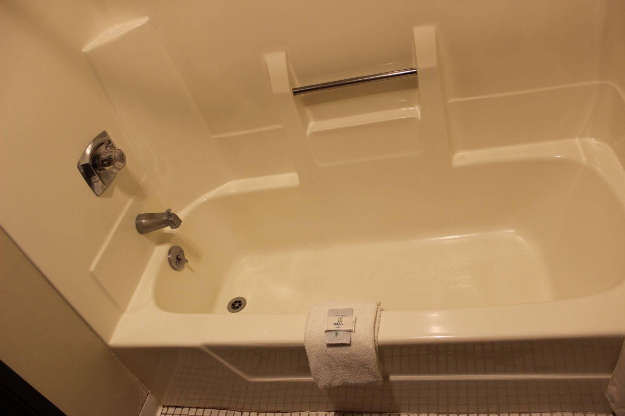 Woodland Inn & Suites Medford Ngoại thất bức ảnh
